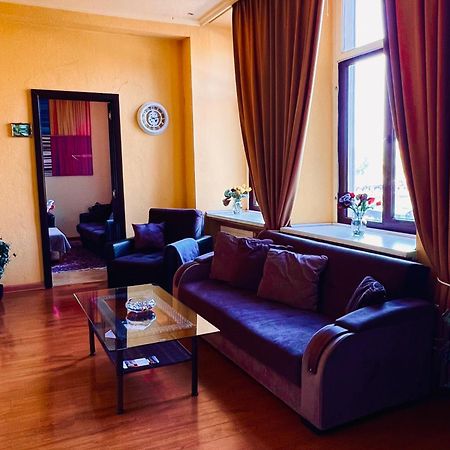 Old Ubani Apartment ティビリシ エクステリア 写真