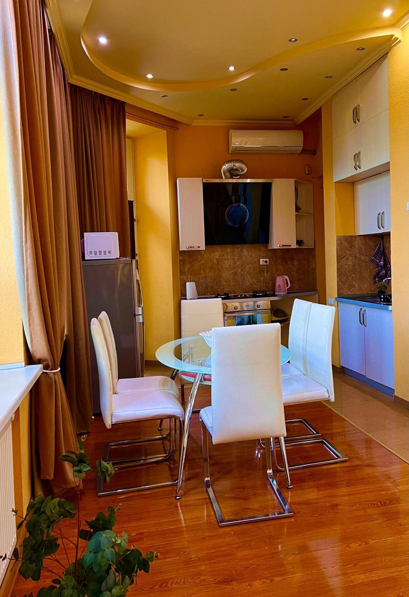 Old Ubani Apartment ティビリシ エクステリア 写真